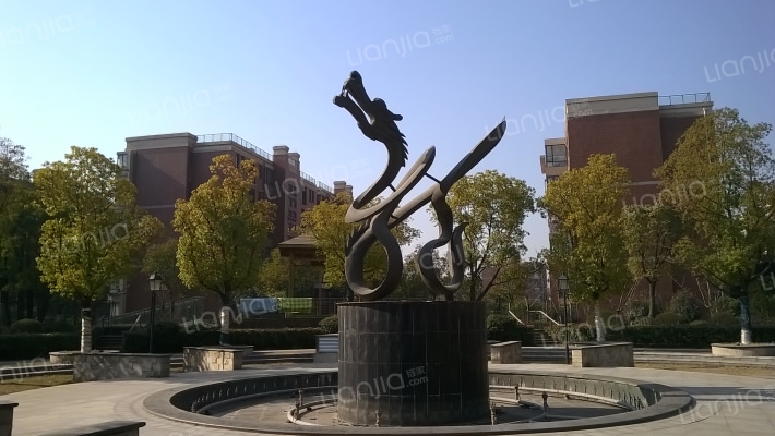 仙龙湾山庄外景图