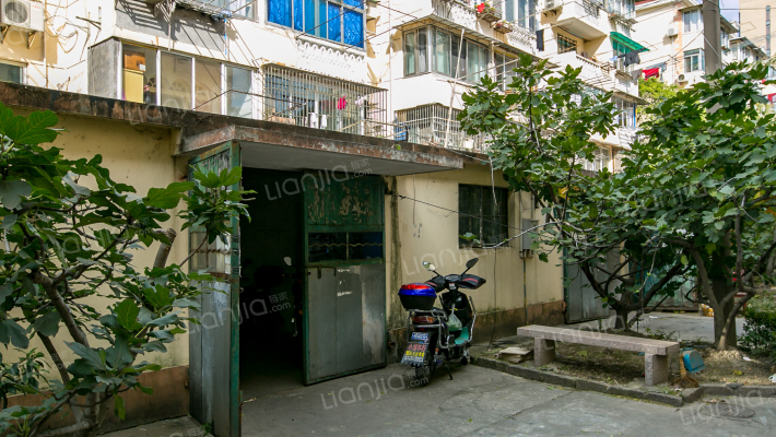 锦南浦三小区外景图