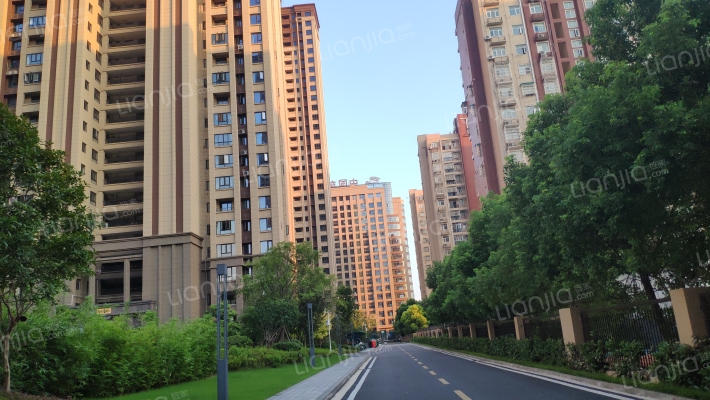 航城丽都外景图