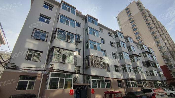 开发公司宿舍外景图