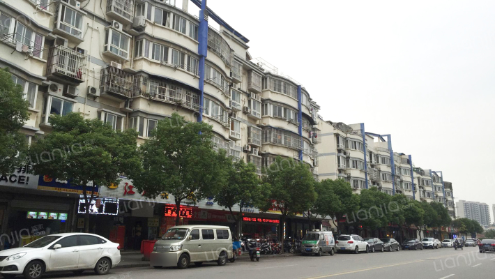 康桥公寓外景图