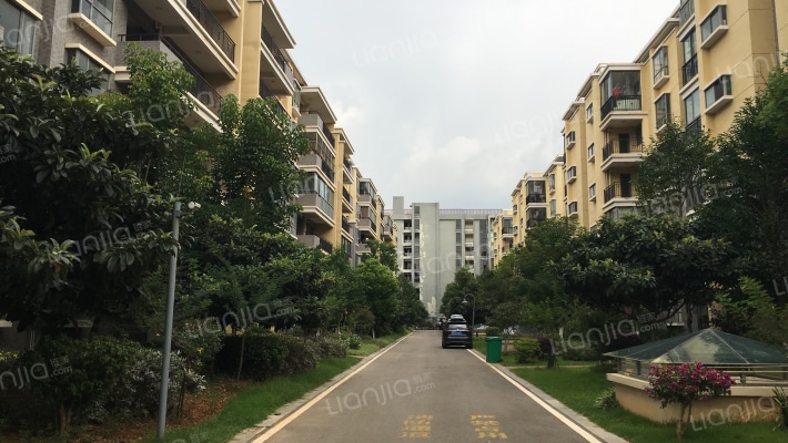 滇池星城星皓湾外景图