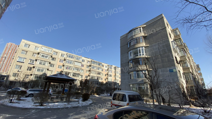 富宁宸家花园外景图