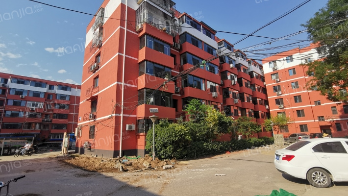 仓房小区外景图