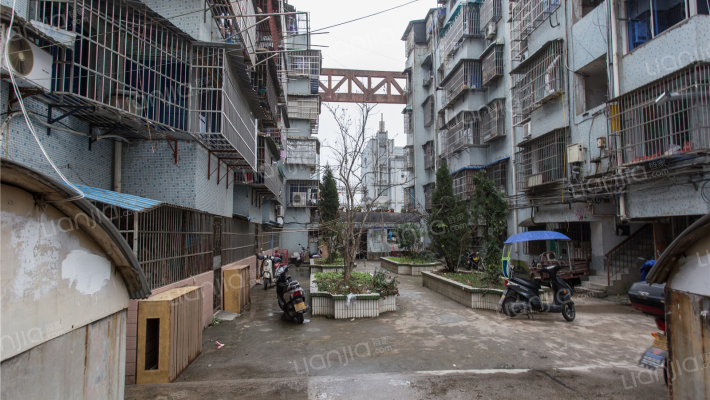 华康新村外景图