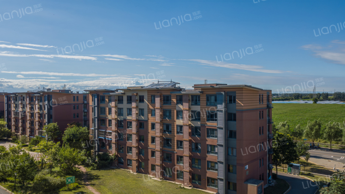 紫峰九院城外景图