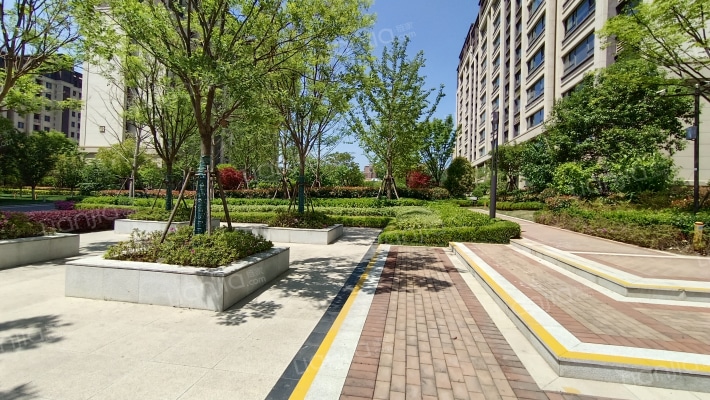 中海·铂悦府外景图