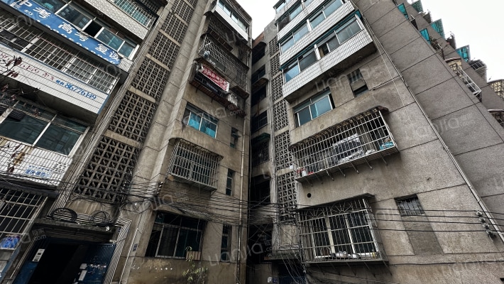 乌金路222号外景图