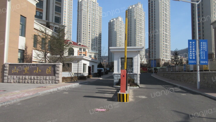 山里小区B区外景图