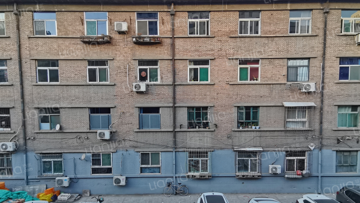 省建五公司宿舍外景图