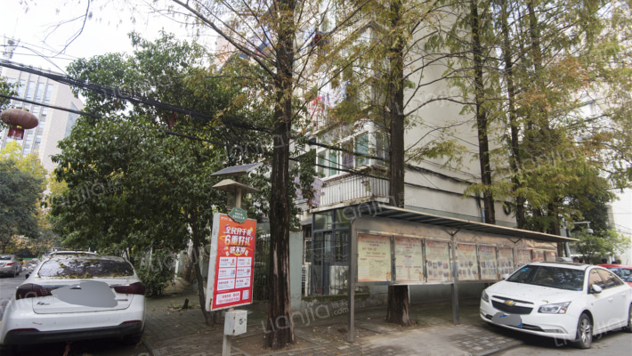 矿机二村小区外景图