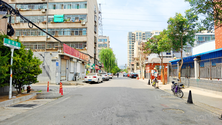 省庄建筑公司宿舍外景图