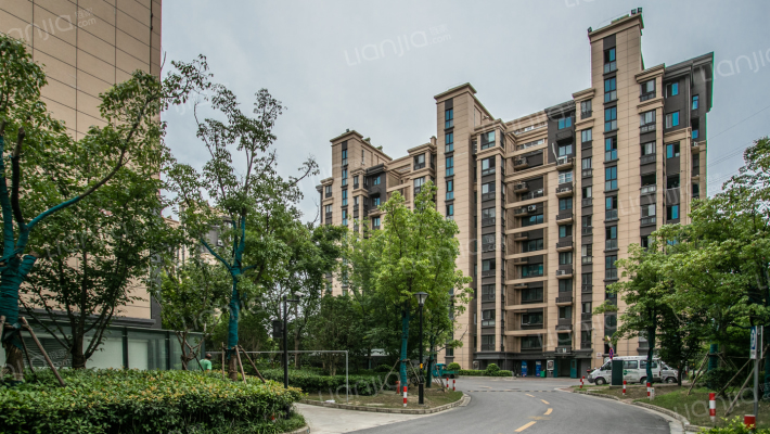 爱国花苑外景图