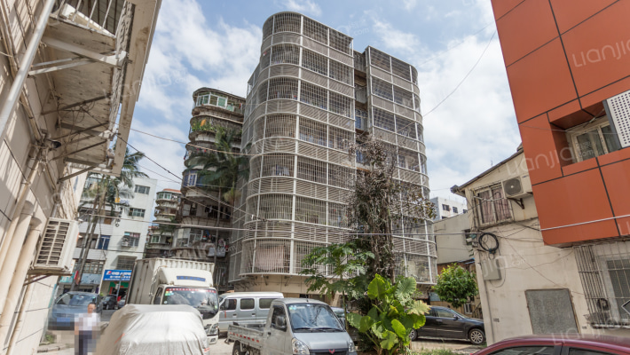 百果山小区外景图