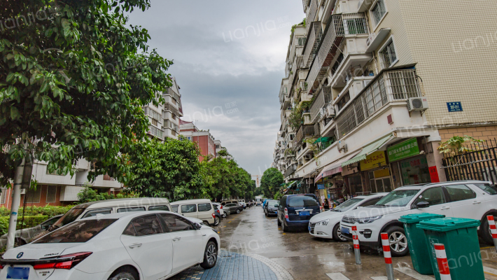 芙蓉苑六期外景图