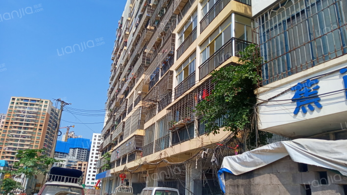 福居大厦外景图