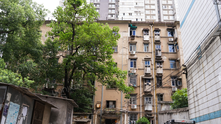 床单厂宿舍外景图