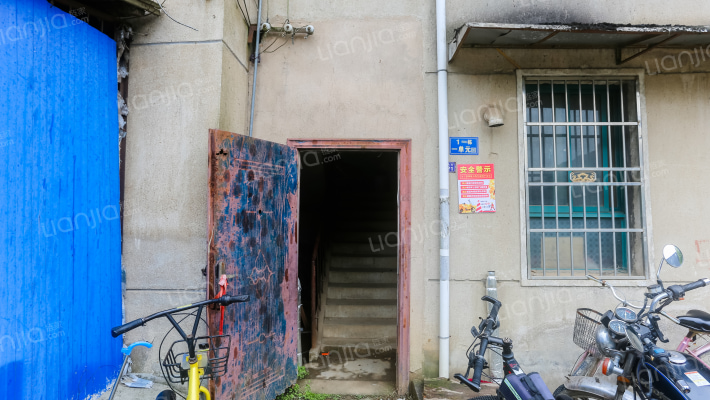 树藩大街349号外景图