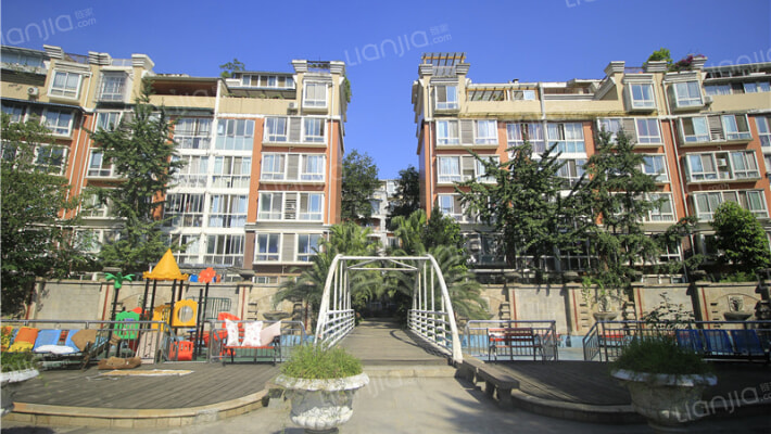 国一剑桥丽景外景图