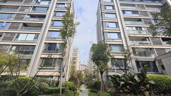 学樘府一期外景图