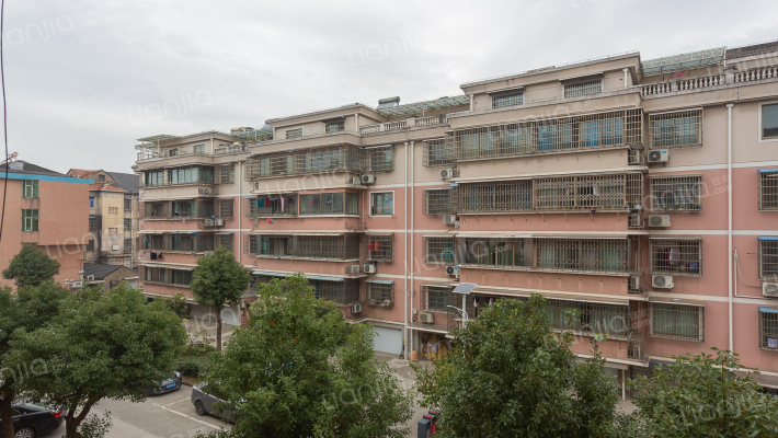 绿海公寓外景图