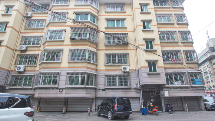 莹波路小区外景图