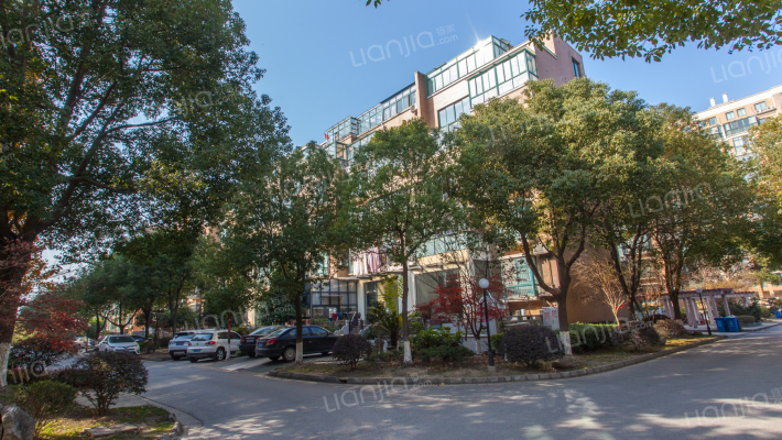 璀璨星城外景图