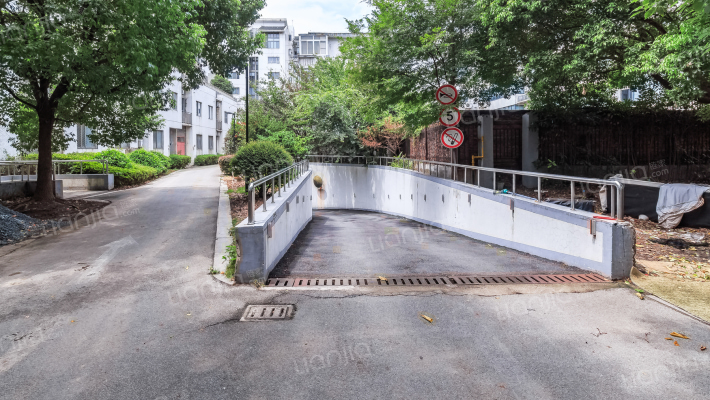 润亿皇朝外景图