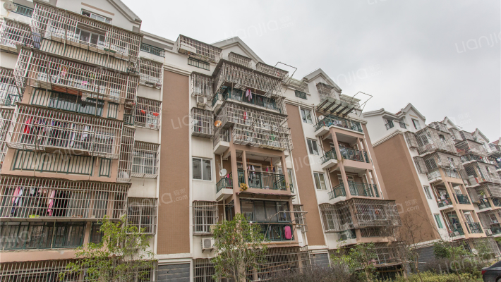 朝阳小区外景图