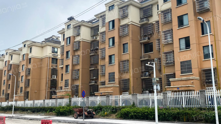 上源·岭光嘉园外景图