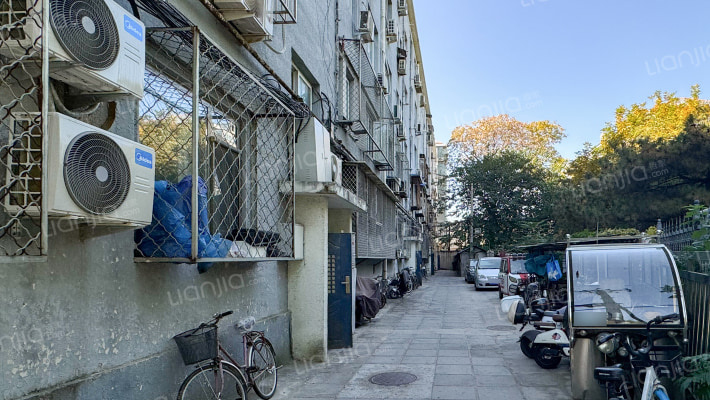 桃园南街10号院外景图