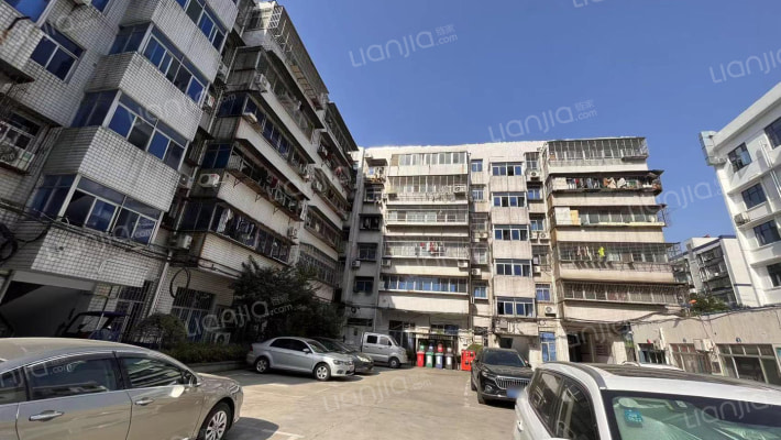 桃园小区外景图