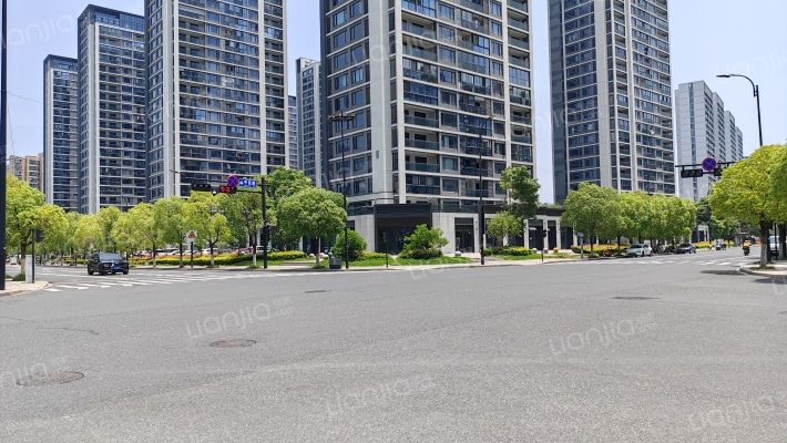 飞虹华庭外景图