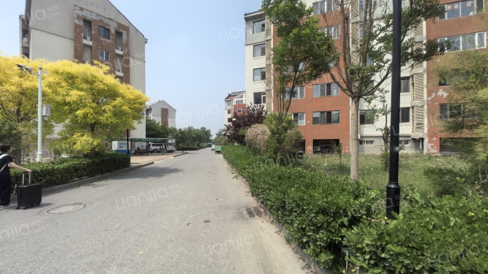 团泊新家园外景图