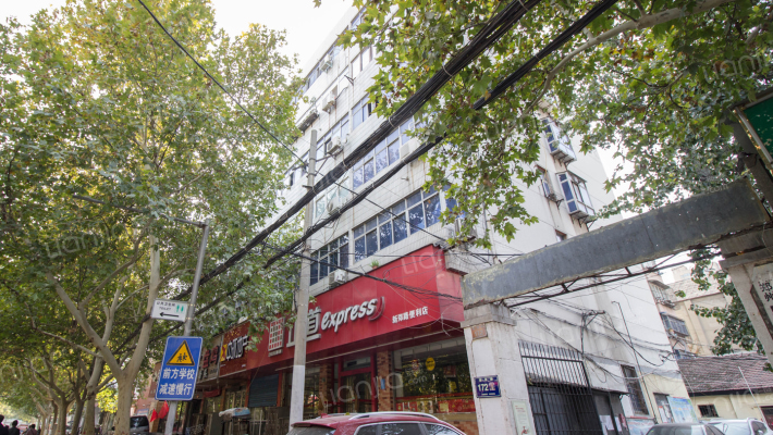 新郑路172号院外景图