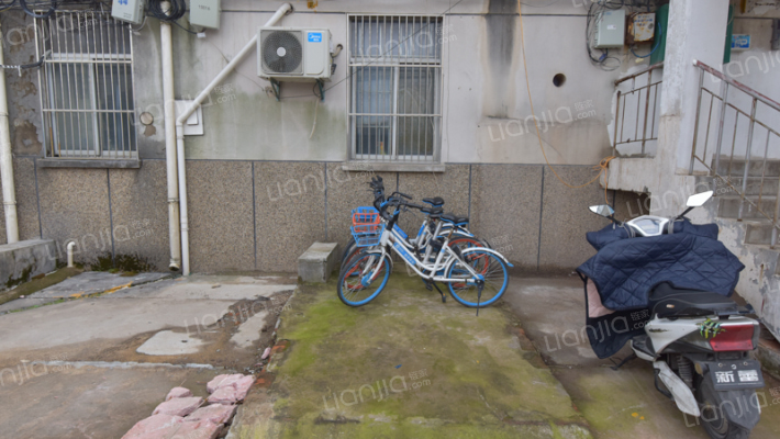 新河商业街外景图