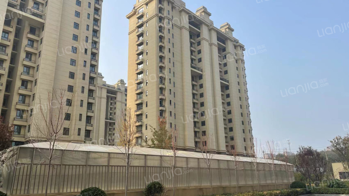 山语丽舍外景图