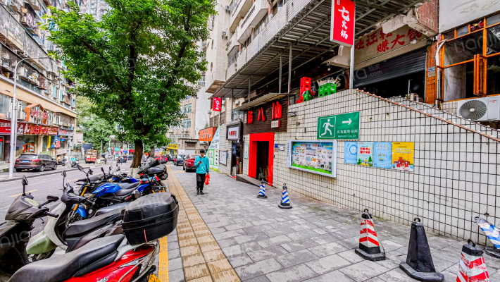 华一大楼外景图