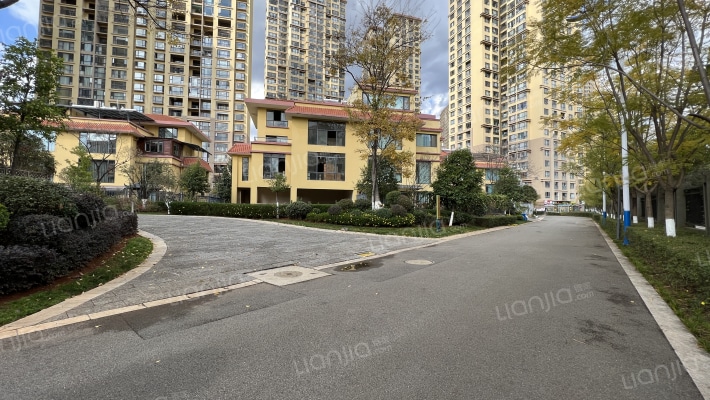 山水润城雅园外景图