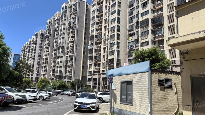 东麒佳苑外景图