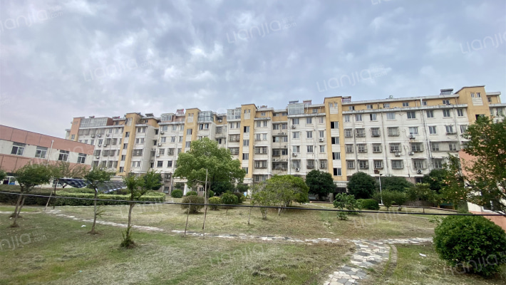 黄山小区外景图