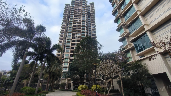 雅居乐白鹭湖水云畔外景图