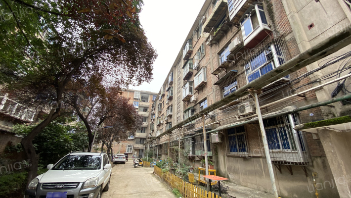 西光三十五街坊外景图