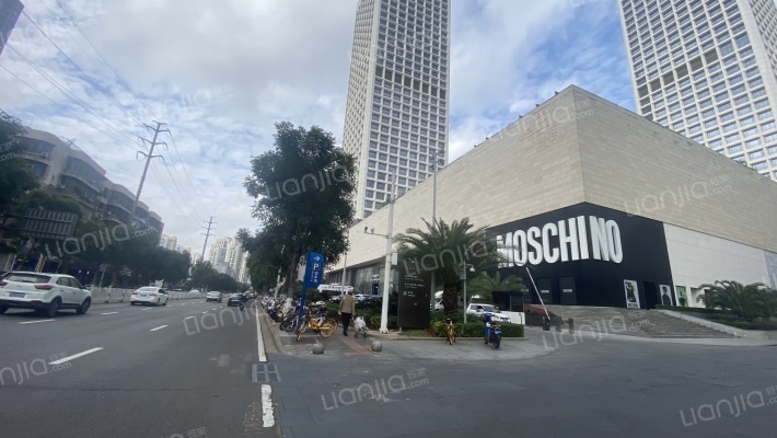 百方广场外景图