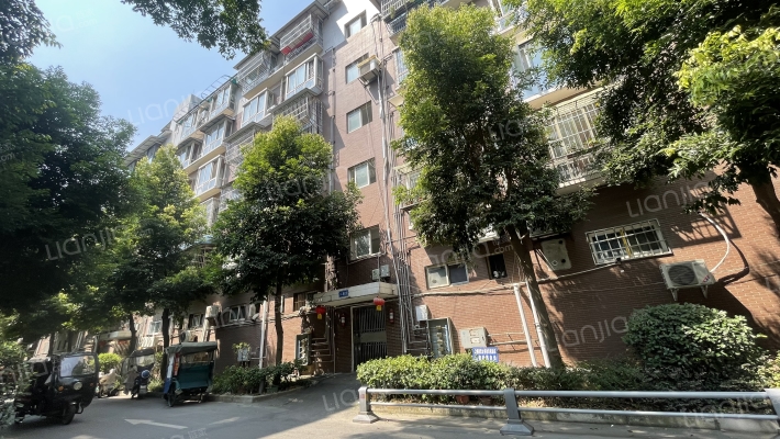 四河小区外景图