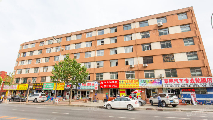 21中同泰街外景图