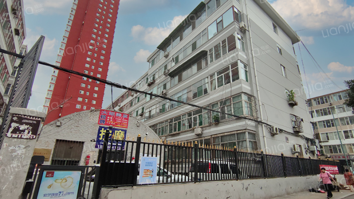 大华宿舍外景图