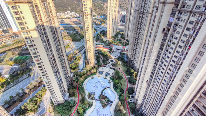 长乐大名城外景图