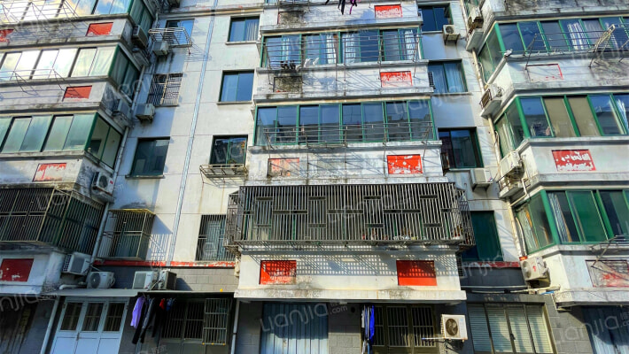 三元世纪城外景图