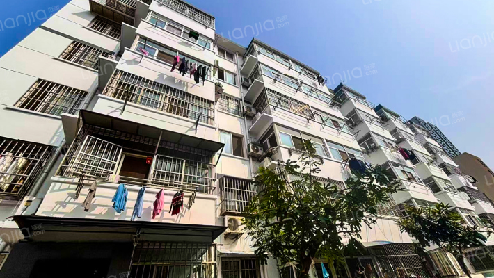 回收公司宿舍外景图